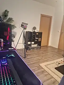 Snapshot of DaWoD030 chatting on 02/09/25, 07:16 DaWoD030 online show from 02/09/25, 07:16