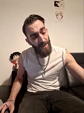 Snapshot of DaWoD030 chatting on 03/07/25, 05:49 DaWoD030 online show from 03/07/25, 05:49