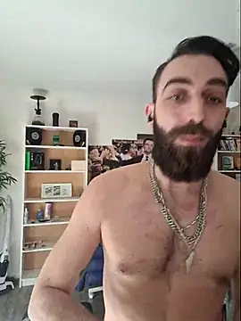 Snapshot of DaWoD030 chatting on 03/08/25, 10:32 DaWoD030 online show from 03/08/25, 10:32