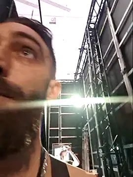 Snapshot of DaWoD030 chatting on 09/25/25, 10:19 DaWoD030 online show from 09/25/25, 10:19