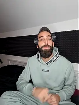 Snapshot of DaWoD030 chatting on 11/09/25, 06:33 DaWoD030 online show from 11/09/25, 06:33