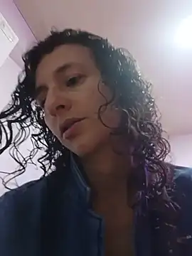 AriannaRussell  online show from 07/25/26, 12:58