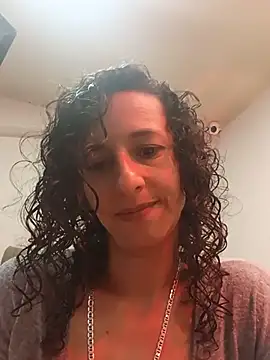 AriannaRussell  online show from 07/26/26, 12:56