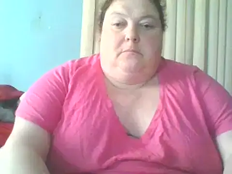 Snapshot of Honeybee2025 chatting on 12/23/24, 07:30 Honeybee2025 online show from 12/23/24, 07:30