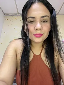 Leyna Kenet online show from 05/15/26, 02:18