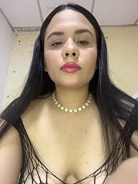 Leyna Kenet online show from 05/19/26, 01:33