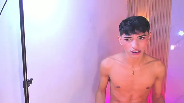 Snapshot of im_sebaslopez chatting on 11/11/25, 08:09 im sebaslopez online show from 11/11/25, 08:09