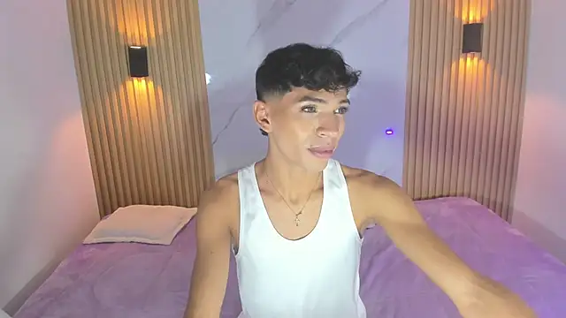 Snapshot of im_sebaslopez chatting on 11/30/25, 08:35 im sebaslopez online show from 11/30/25, 08:35