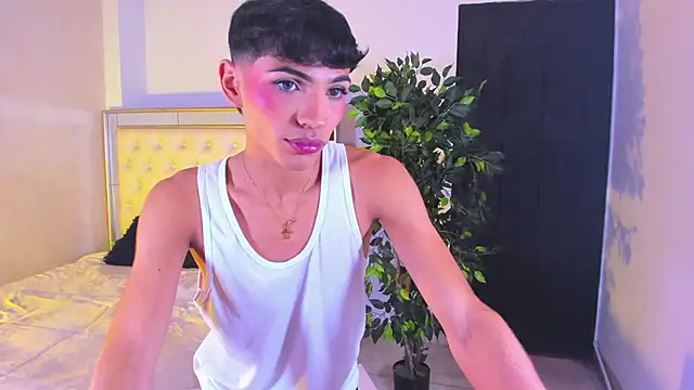 Snapshot of im_sebaslopez chatting on 12/04/25, 06:49 im sebaslopez online show from 12/04/25, 06:49