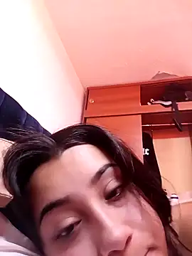 male couper online show from 12/26/24, 07:27