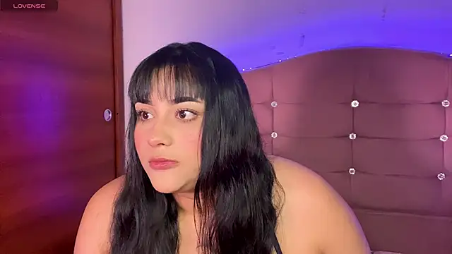 male couper online show from 10/18/25, 02:03