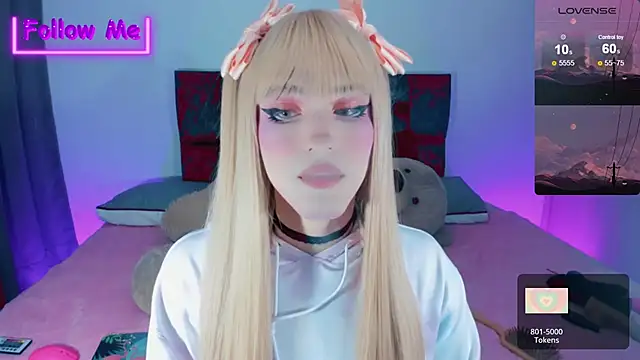 Snapshot of Kirmyy_ chatting on 12/14/24, 12:01 Kirmyy  online show from 12/14/24, 12:01