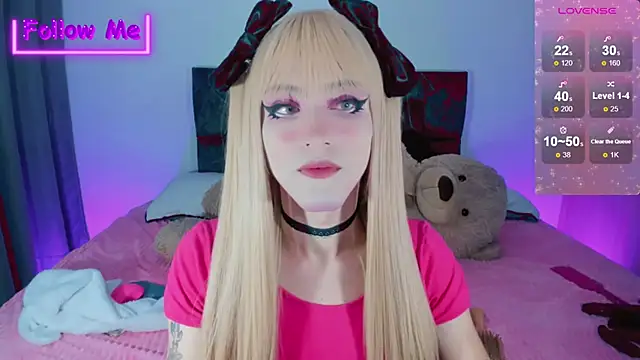 Snapshot of Kirmyy_ chatting on 12/28/24, 02:33 Kirmyy  online show from 12/28/24, 02:33