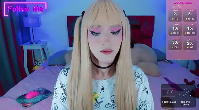 Snapshot of Kirmyy_ chatting on 01/20/25, 01:18 Kirmyy  online show from 01/20/25, 01:18