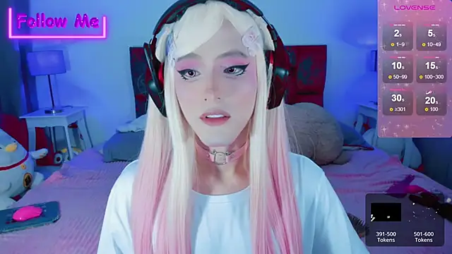 Snapshot of Kirmyy_ chatting on 01/24/25, 12:42 Kirmyy  online show from 01/24/25, 12:42