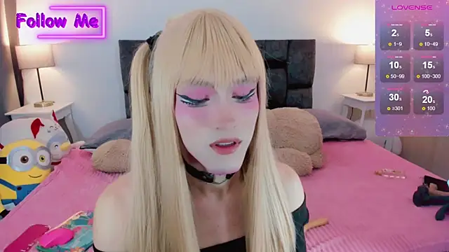 Snapshot of Kirmyy_ chatting on 02/17/25, 12:43 Kirmyy  online show from 02/17/25, 12:43