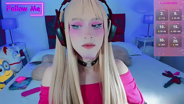 Snapshot of Kirmyy_ chatting on 02/20/25, 11:10 Kirmyy  online show from 02/20/25, 11:10