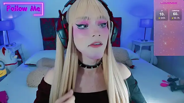 Snapshot of Kirmyy_ chatting on 02/21/25, 10:26 Kirmyy  online show from 02/21/25, 10:26