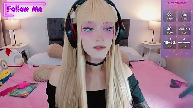 Snapshot of Kirmyy_ chatting on 03/01/25, 08:21 Kirmyy  online show from 03/01/25, 08:21