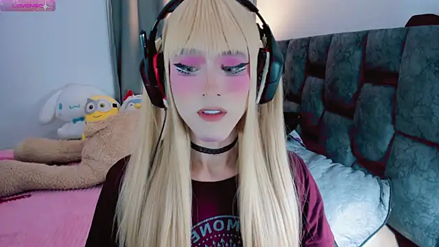 Snapshot of Kirmyy_ chatting on 03/03/25, 10:52 Kirmyy  online show from 03/03/25, 10:52