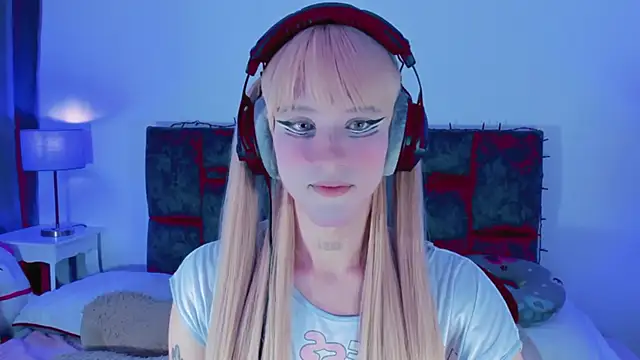 Snapshot of Kirmyy_ chatting on 09/29/25, 10:14 Kirmyy  online show from 09/29/25, 10:14