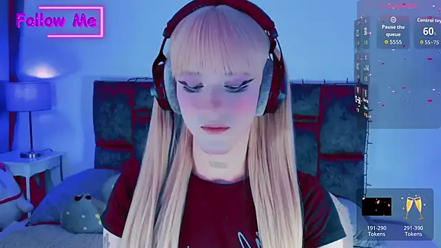 Snapshot of Kirmyy_ chatting on 10/09/25, 02:31 Kirmyy  online show from 10/09/25, 02:31