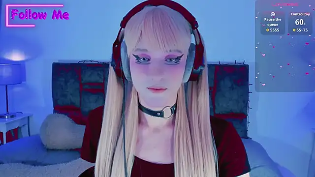 Snapshot of Kirmyy_ chatting on 10/17/25, 08:55 Kirmyy  online show from 10/17/25, 08:55