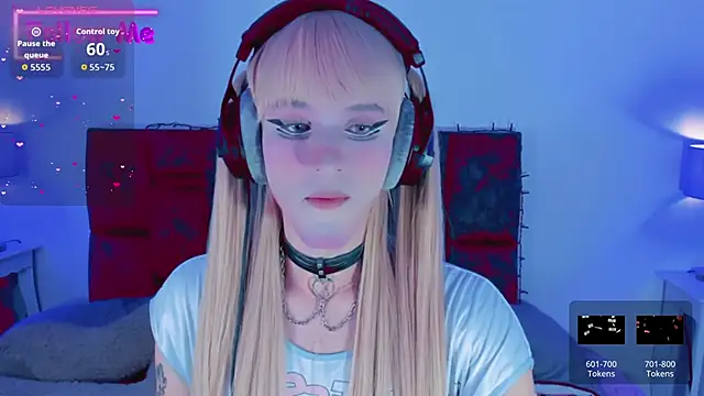 Snapshot of Kirmyy_ chatting on 10/20/25, 09:04 Kirmyy  online show from 10/20/25, 09:04