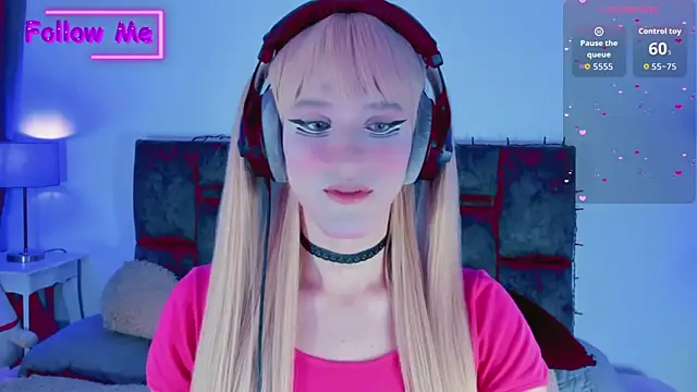 Snapshot of Kirmyy_ chatting on 10/24/25, 08:49 Kirmyy  online show from 10/24/25, 08:49