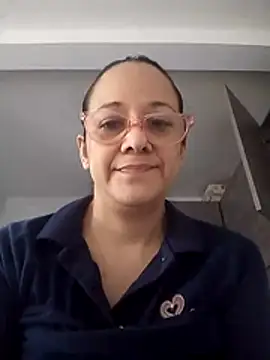 nicolle milf1978 online show from 07/12/26, 01:02