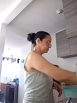 nicolle milf1978 online show from 07/13/26, 01:03