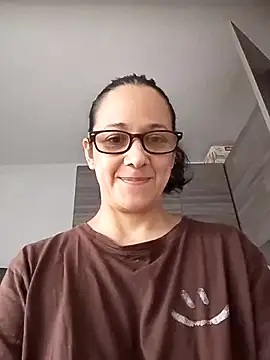 nicolle milf1978 online show from 07/19/26, 01:04
