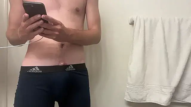 dylanwolf01 online show from 06/28/26, 10:49