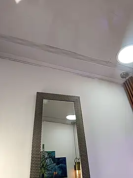 Snapshot of Noah_Xitruxx chatting on 10/04/25, 01:20 Noah Xitruxx online show from 10/04/25, 01:20