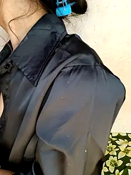 xpihu online show from 11/29/25, 05:27