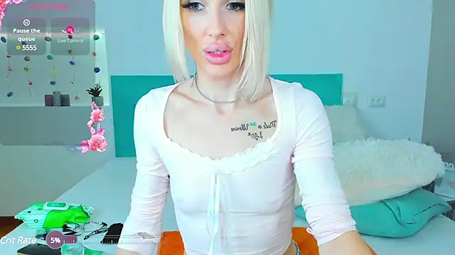 Lana kitty   online show from 12/25/24, 12:05