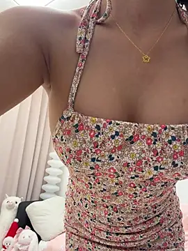Selenaaaaa- online show from 05/17/26, 08:49