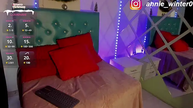 Annie  winter online show from 12/26/24, 08:53