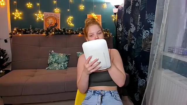 Xloe Queen online show from 12/22/24, 02:38