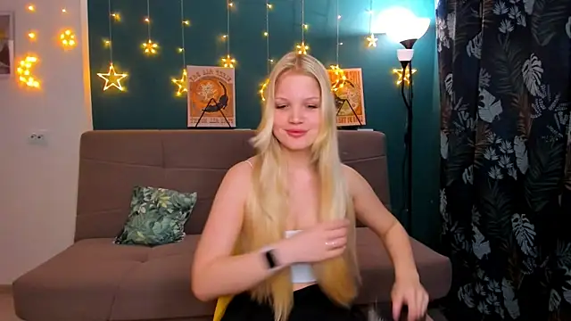 Xloe Queen online show from 01/28/25, 02:10