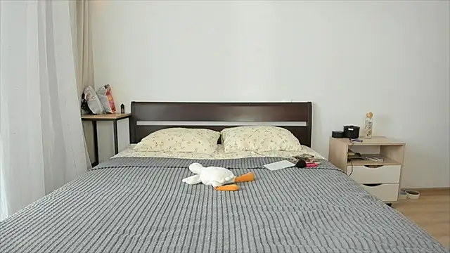 Xloe Queen online show from 11/01/25, 09:22