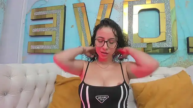 pola adams  online show from 03/21/25, 11:22