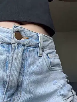 Morguisssz online show from 11/09/25, 04:05