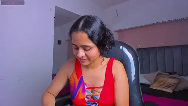 Giselle Roldan online show from 07/11/26, 03:31