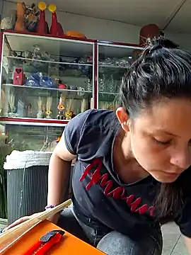 nidia2026 online show from 12/30/24, 01:14
