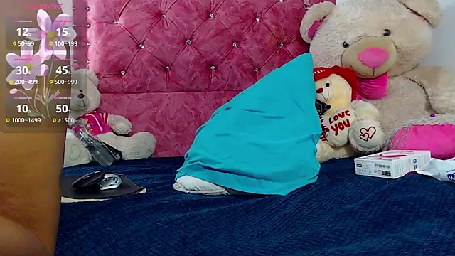1Ashley  online show from 01/10/25, 06:53