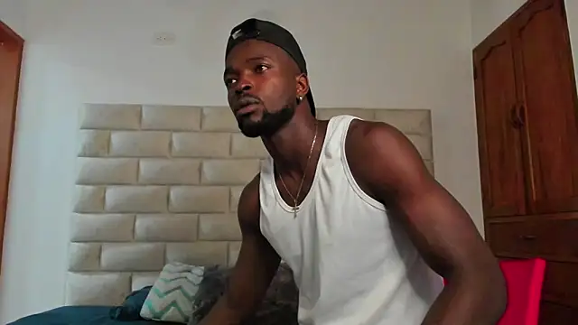 Snapshot of Dylan_Taylor chatting on 11/25/25, 12:38 Dylan Taylor online show from 11/25/25, 12:38