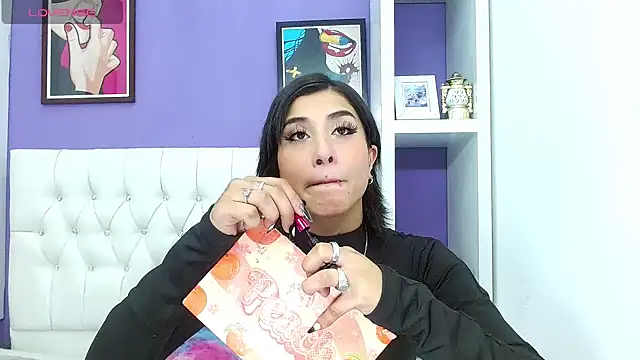 Snapshot of aliss-diaz chatting on 01/29/25, 11:56 aliss-diaz online show from 01/29/25, 11:56