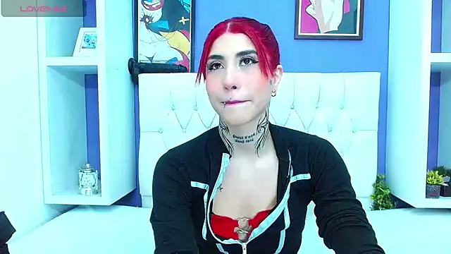 Snapshot of aliss-diaz chatting on 03/10/25, 08:12 aliss-diaz online show from 03/10/25, 08:12
