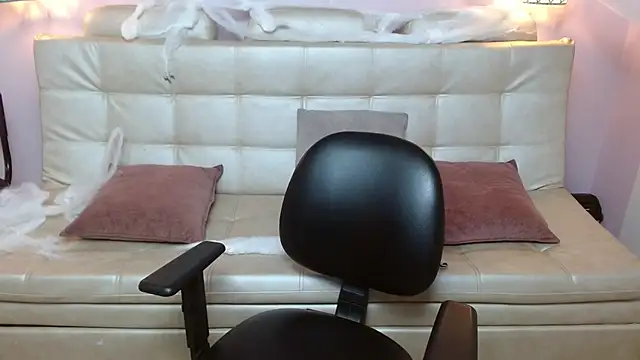 nato evans online show from 10/19/25, 12:33